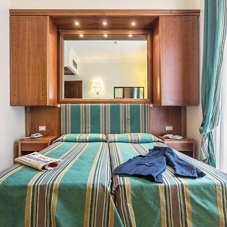 Raeli Hotel Siracusa Rome Exterior photo