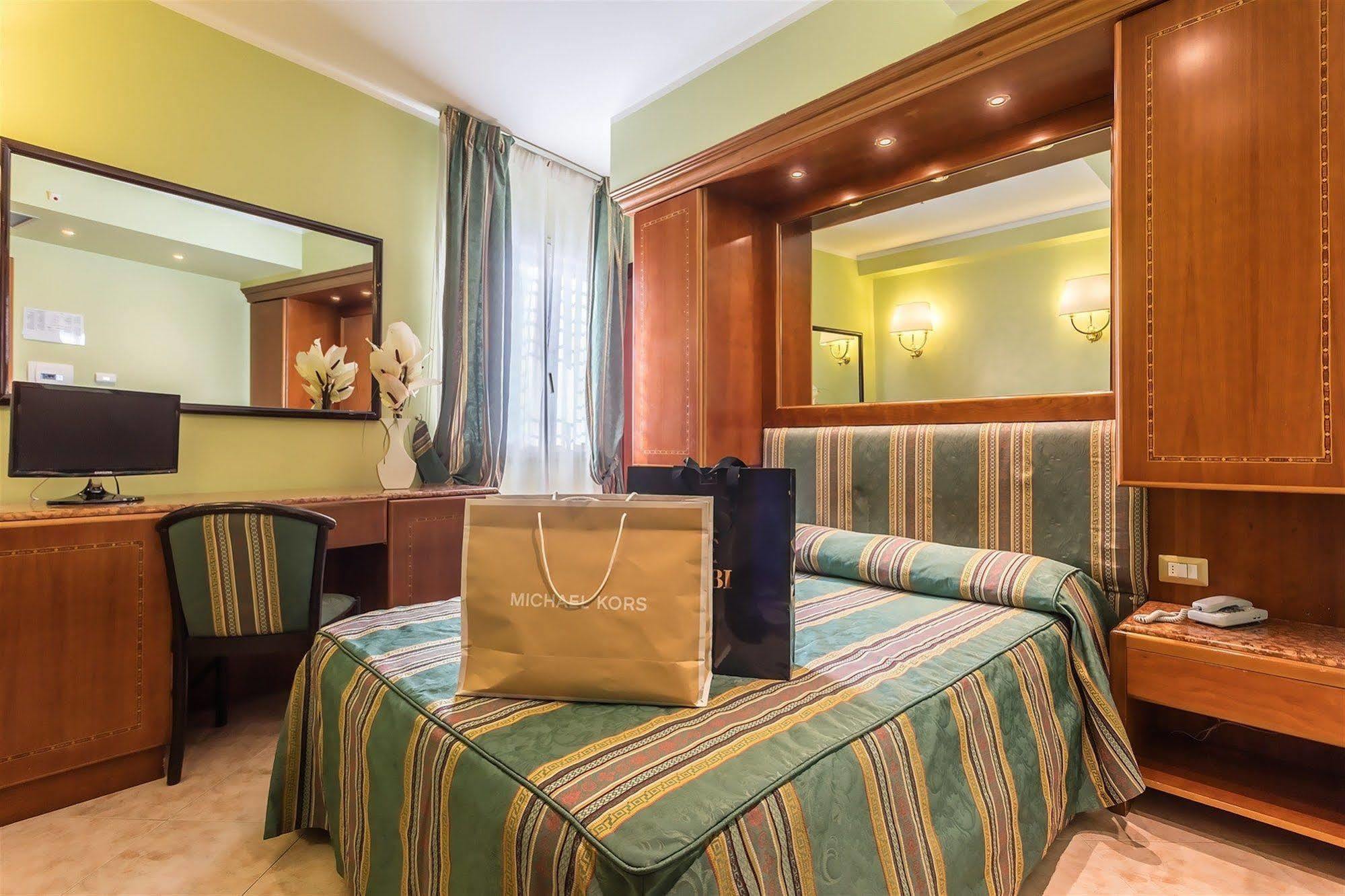 Raeli Hotel Siracusa Rome Exterior photo