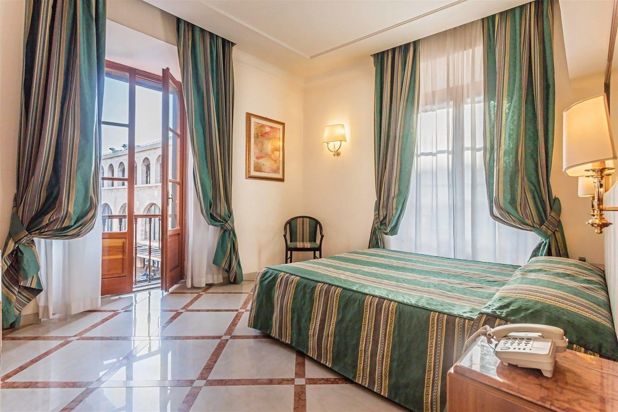 Raeli Hotel Siracusa Rome Exterior photo